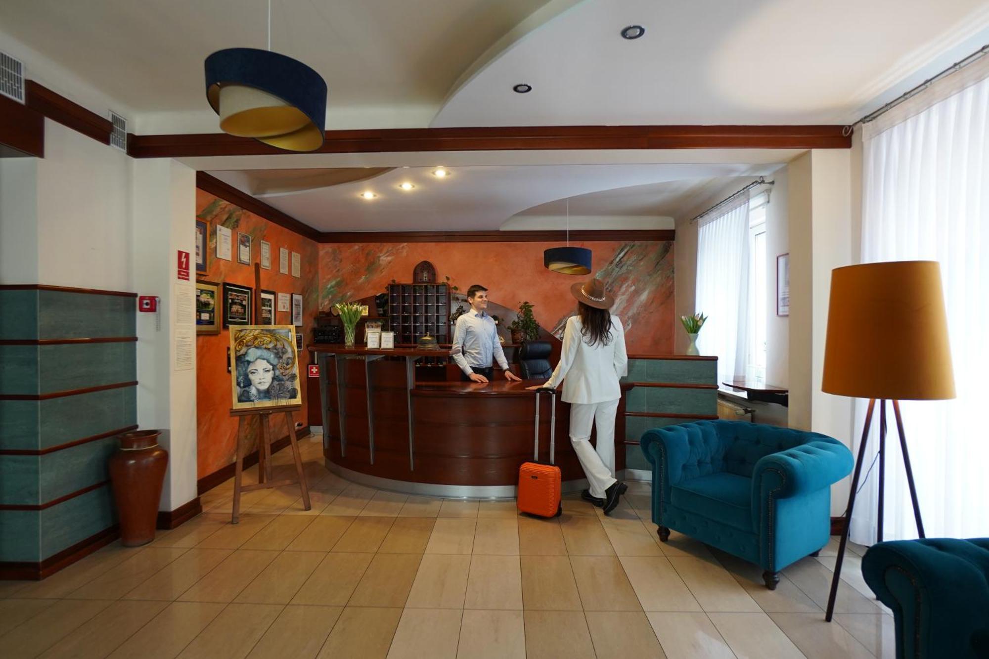 Hotel Sonex Czestochowa Exterior photo